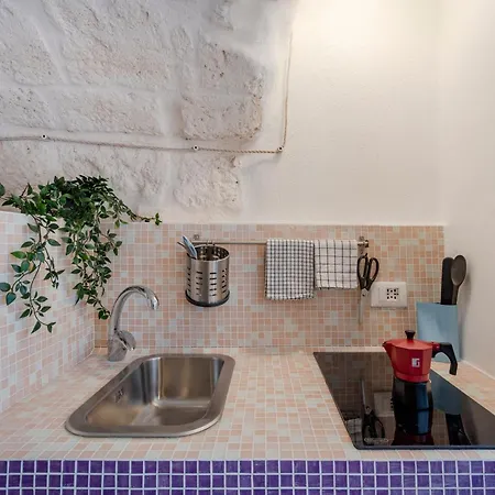 Apartment La Casa Nel Vicolo - Incantevole Casa Pugliese Nel Centro Storico Di *