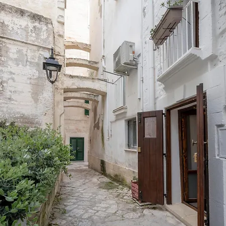 Apartment La Casa Nel Vicolo - Incantevole Casa Pugliese Nel Centro Storico Di Monopoli