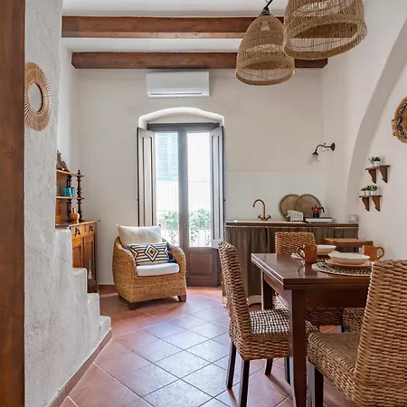 La Casa Nel Vicolo - Incantevole Casa Pugliese Nel Centro Storico Di *
